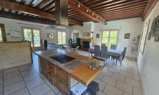Maison 5 Pièces 178 m² à louer à Charly (69390)