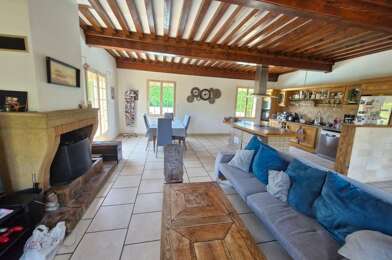 Maison 5 pièces 1980 €