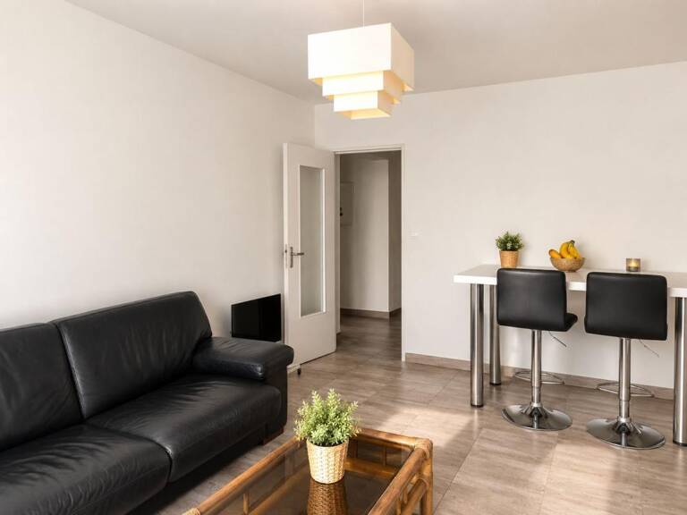 Appartement À Vendre — photo 1