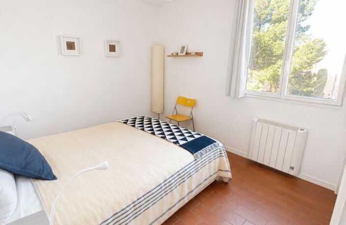 Appartement À Vendre Type 2 48 m² dernier étage - Domaine de la coudoulière — photo 4