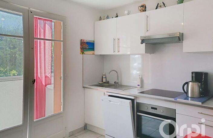 À vendre appartement T3 en parfait état avec un parking privatif – Secteur recherché des 4 Chemins des Routes — photo 2