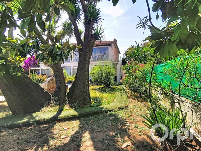A vendre haut de villa de type 3 avec jardin privatif et dépendance – Secteur des Routes — photo 1