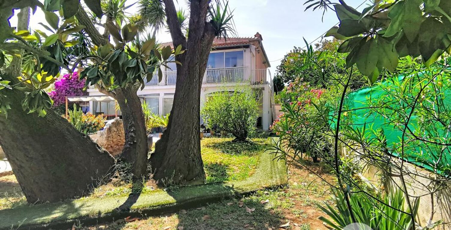 A vendre haut de villa de type 3 avec jardin privatif et dépendance – Secteur des Routes — photo 1