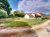 Maison de plain-pied en parfait état - Calme, vue dominante et prestations haut de gamme - — photo 3