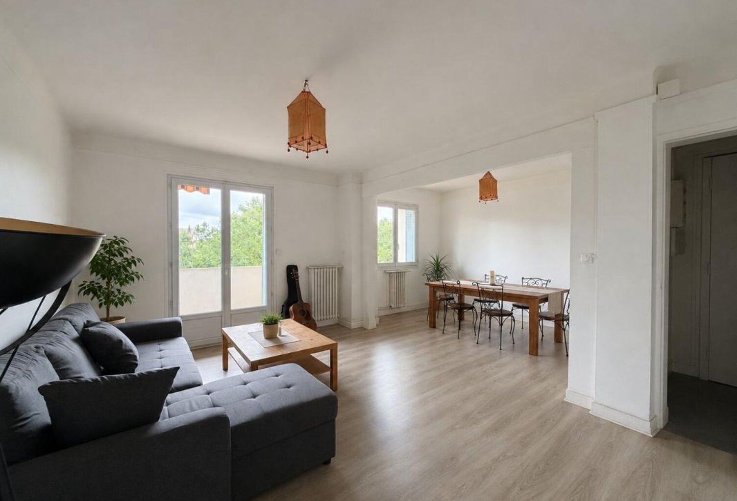 Appartement À Vendre — photo 1