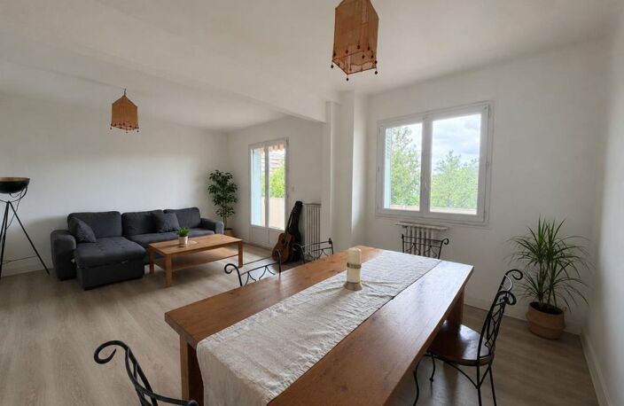 Appartement À Vendre — photo 2