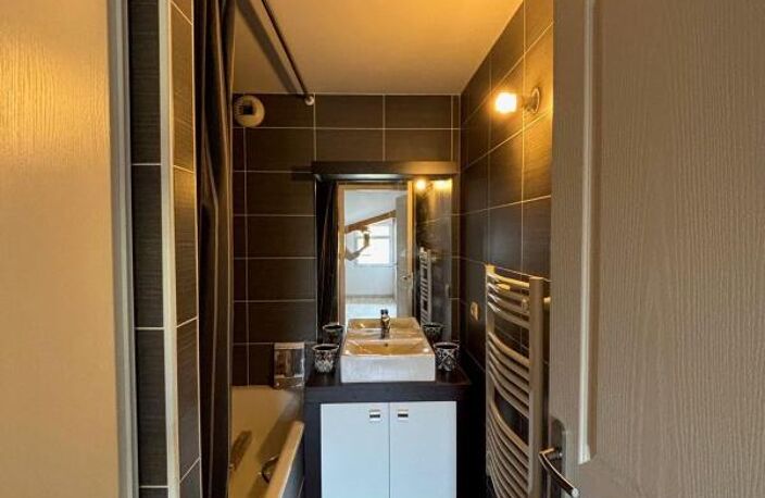 Appartement à vendre – T2 avec terrasse – Quartier des Carmes — photo 4
