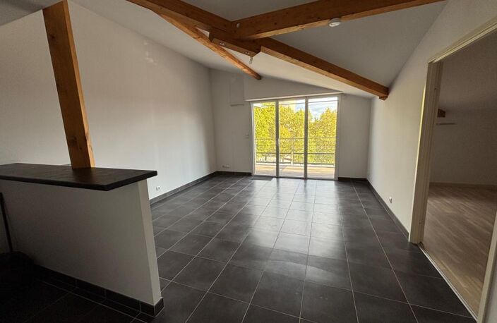 Appartement à vendre – T2 avec terrasse – Quartier des Carmes — photo 5