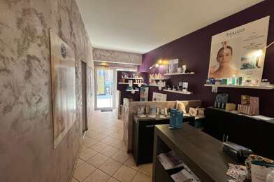 Commerce  1260 €
