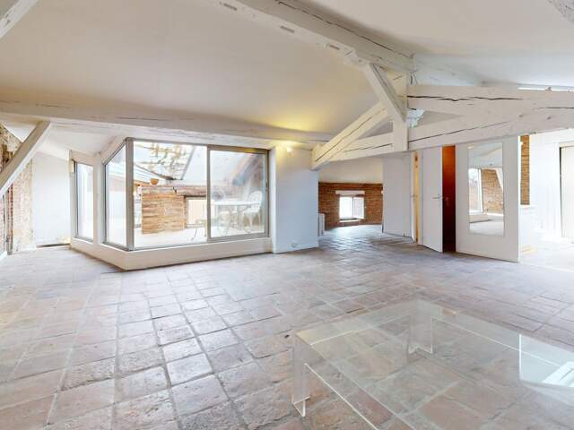 Loft toulousain en plein coeur des Carmes (avec 12m2 de loggia) — photo du bien