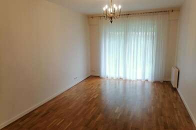 Appartement 3 pièces 880 €