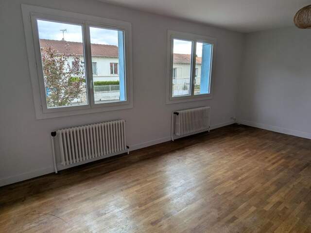 Maison T2 65 m² à louer — photo du bien