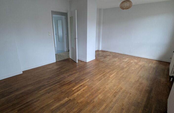 Maison T2 65 m² à louer — photo 2