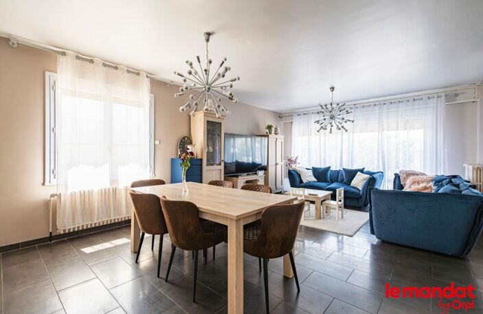 Maison À Vendre — photo 2