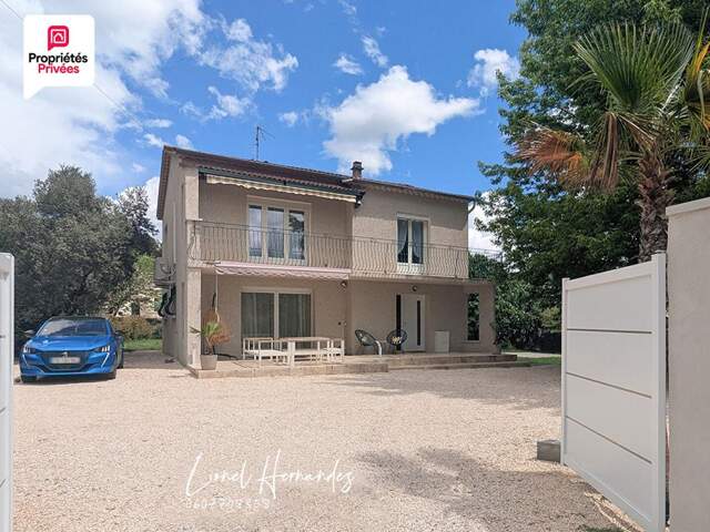 Maison rénovée de 123 m² avec terrain plat, clos et arboré de 1250 m² — photo du bien