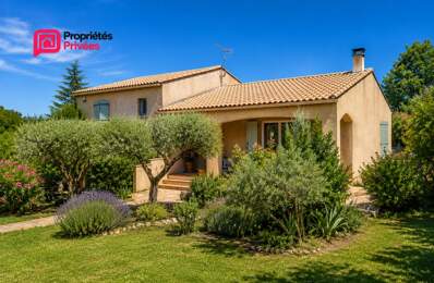Villa Uzès . À seulement 10 minutes d'Uzès, à Foissac  7 pièce(s) 133 m2, 4 chambres avec piscine et dépendance de 40m2 type P2 — photo du bien