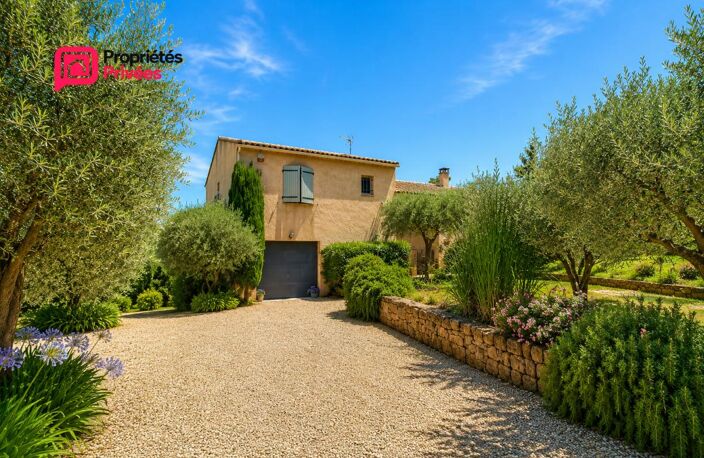 Villa Uzès . À seulement 10 minutes d'Uzès, à Foissac  7 pièce(s) 133 m2, 4 chambres avec piscine et dépendance de 40m2 type P2 — photo 3
