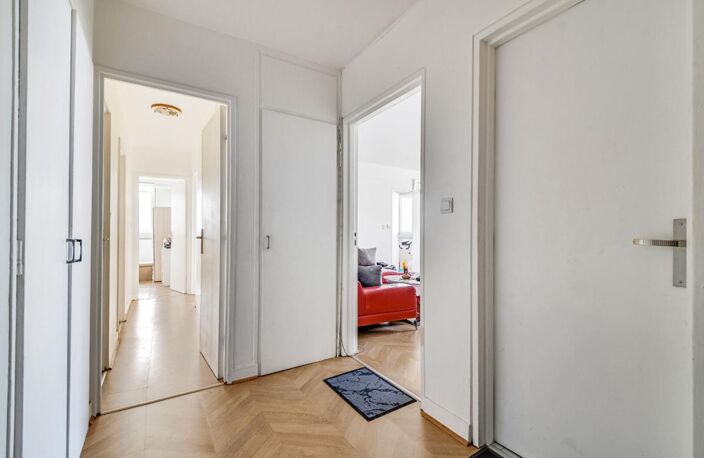 BAGNOLET (93) - APPARTEMENT - 4 PIÈCES FAMILIAL AVEC VUE PANORAMIQUE SUR PARIS — photo 5