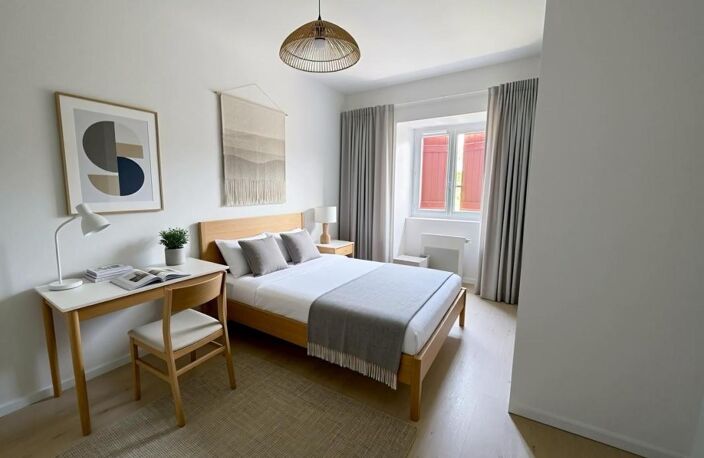 Urrugne, Appartement rénové 109m2 avec terrasse et parking — photo 4