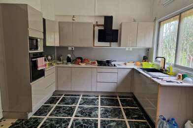 Appartement 4 pièces 225750 €