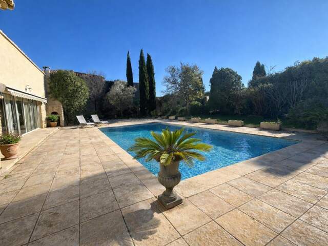 St Victoret - Propriété de 429 m² avec dépendances, piscine, pool house — photo du bien