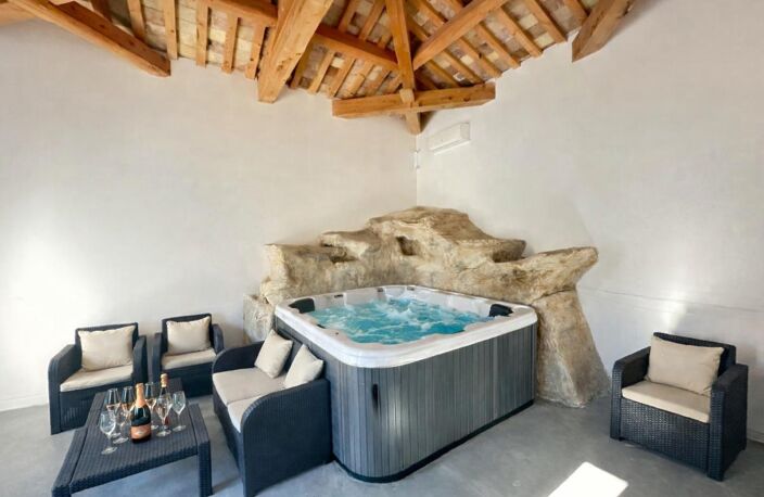 St Victoret - Propriété de 429 m² avec dépendances, piscine, pool house — photo 3