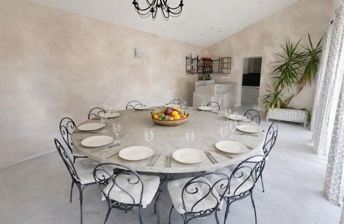 St Victoret - Propriété de 429 m² avec dépendances, piscine, pool house — photo 4