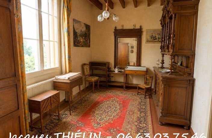 MAISON DE VILLE À FORT POTENTIEL AVEC JARDIN, DÉPENDANCES ET LOGEMENT ANNEXE — photo 5