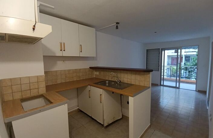 T2 Ducos 29m² + Terrasse | Rénové| Idéal 1er Achat ou Investissement — photo 2