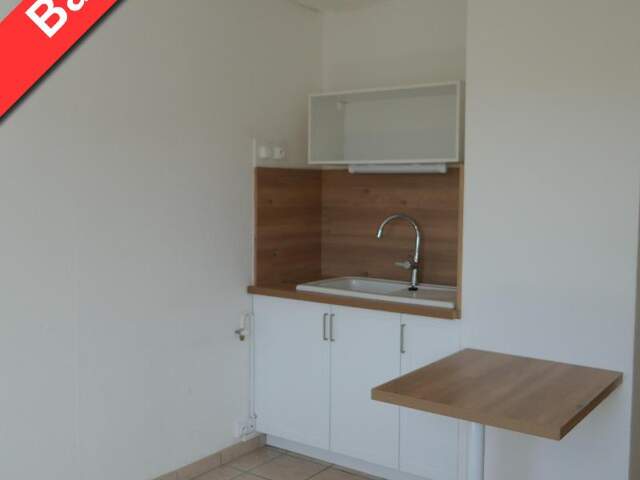 Appartement 1 pièce 32 m² à Saint-Étienne — photo du bien