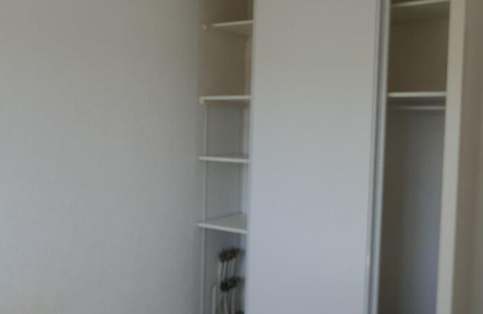 Location appartement 1 pièce 32 m² à Saint-Étienne (42000) — photo 4