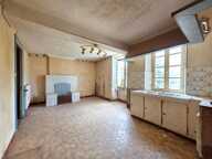 Grande maison en pierre à fort potentiel — photo 4