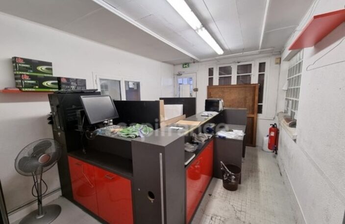Entrepot + bureau à louer ATHIS MONS (91) — photo 2