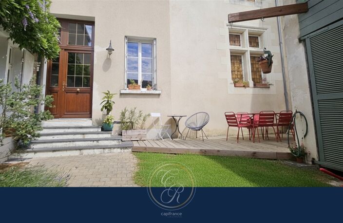 Maison de caractère au cœur d'un village ligérien - Volumes, charme et multiples possibilités — photo 5