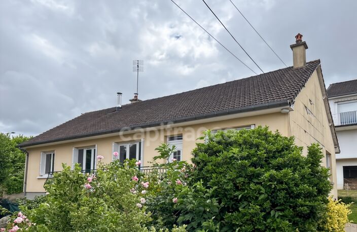 LE MANS Quartier Maillet-Bellevue Maison sur sous sol 4 chambres — photo 2