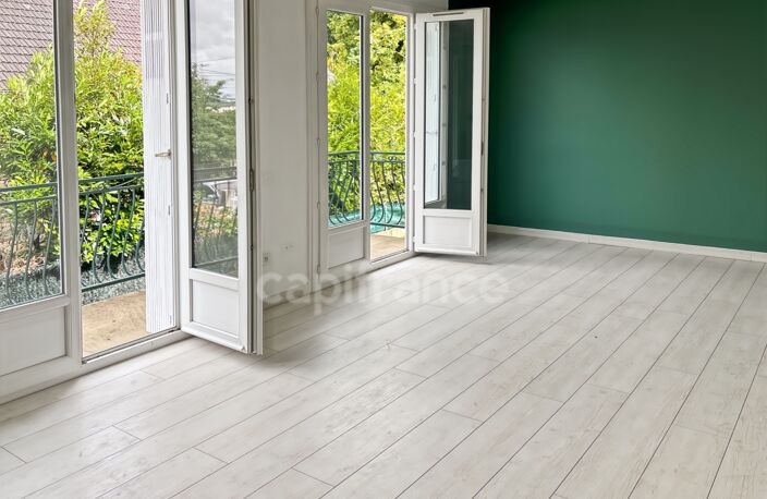 LE MANS Quartier Maillet-Bellevue Maison sur sous sol 4 chambres — photo 4