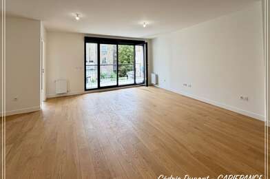 Appartement 4 pièces 957900 €