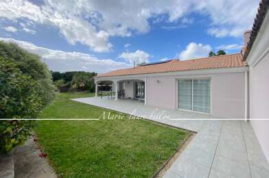 Maison 5 pièces 393750 €