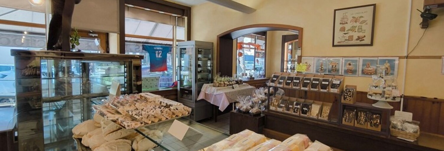 Commerce 5 Pièces 350 m² à vendre à Saint-Florent-sur-Cher (18400)