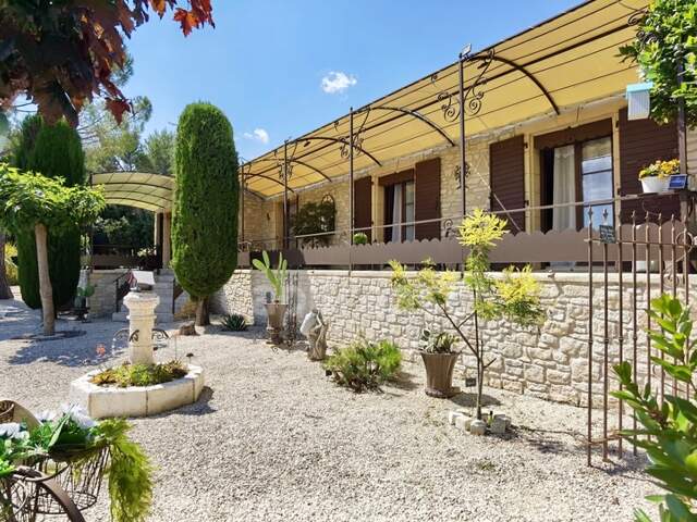 Maison à vendre Villa T6 de Plain-pied avec Piscine et grand terrain à 10mn d'Uzès — photo du bien