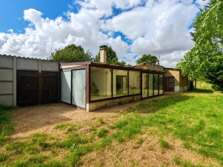 Maison de plain-pied sur un magnifique terrain — photo 1
