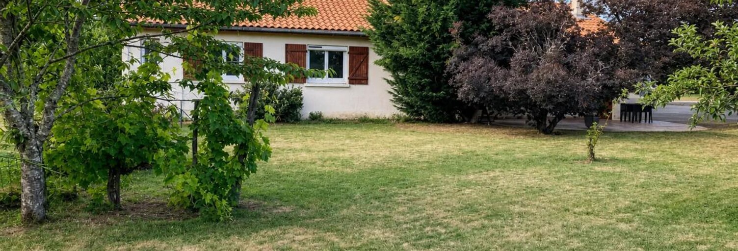 Maison 5 Pièces 104 m² à vendre à Saint-Ciers-d'Abzac (33910)