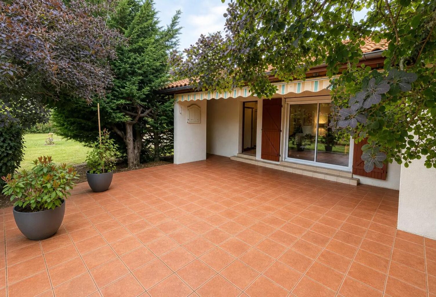 Maison 4 chambres - 104 m2 - Saint-Ciers-d'Abzac — photo 1