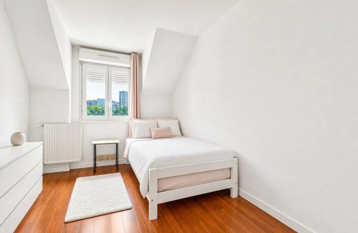 Appartement duplex de 4 pièces de 78 m² près de L'Île-Saint-Denis — photo 4