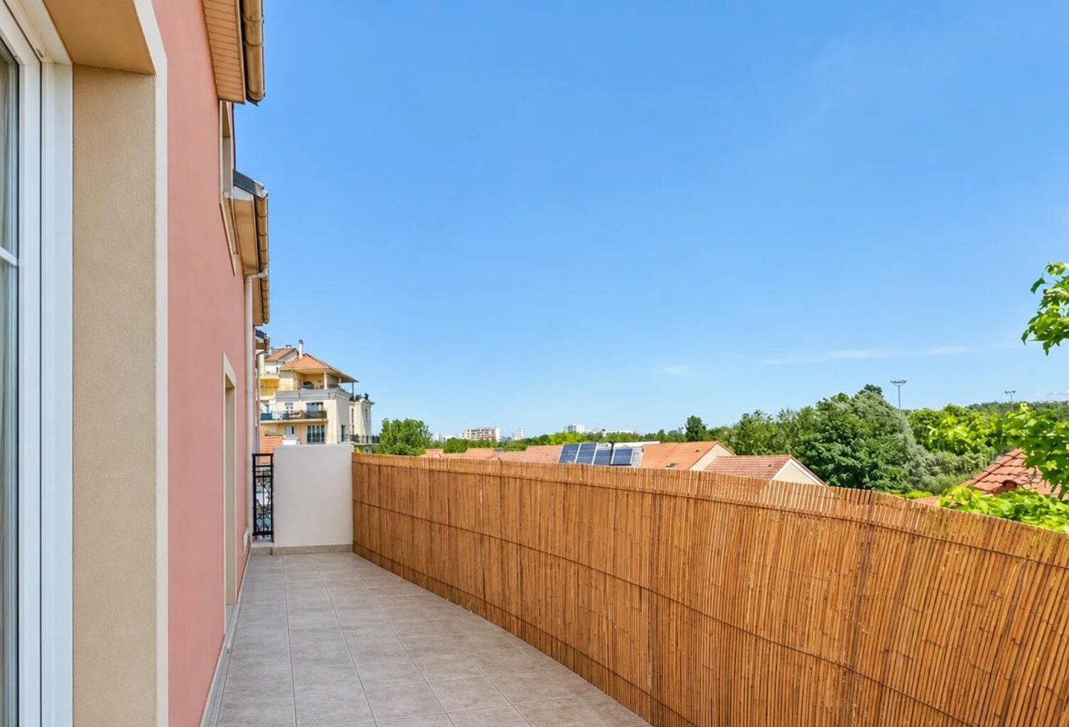 Appartement duplex de 4 pièces de 78 m² près de L'Île-Saint-Denis — photo 1