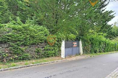 Terrain  190000 €