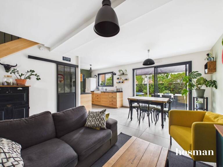 Maison 5 pièces avec terrasse et piscine - Tram C "Ausone" - Rue des Cyprès, Bruges — photo 1