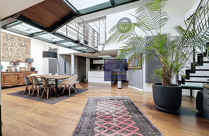 Loft atypique 180m2 - Jardin privatif - proximité immédiate  métro B Lyon Gerland — photo 4