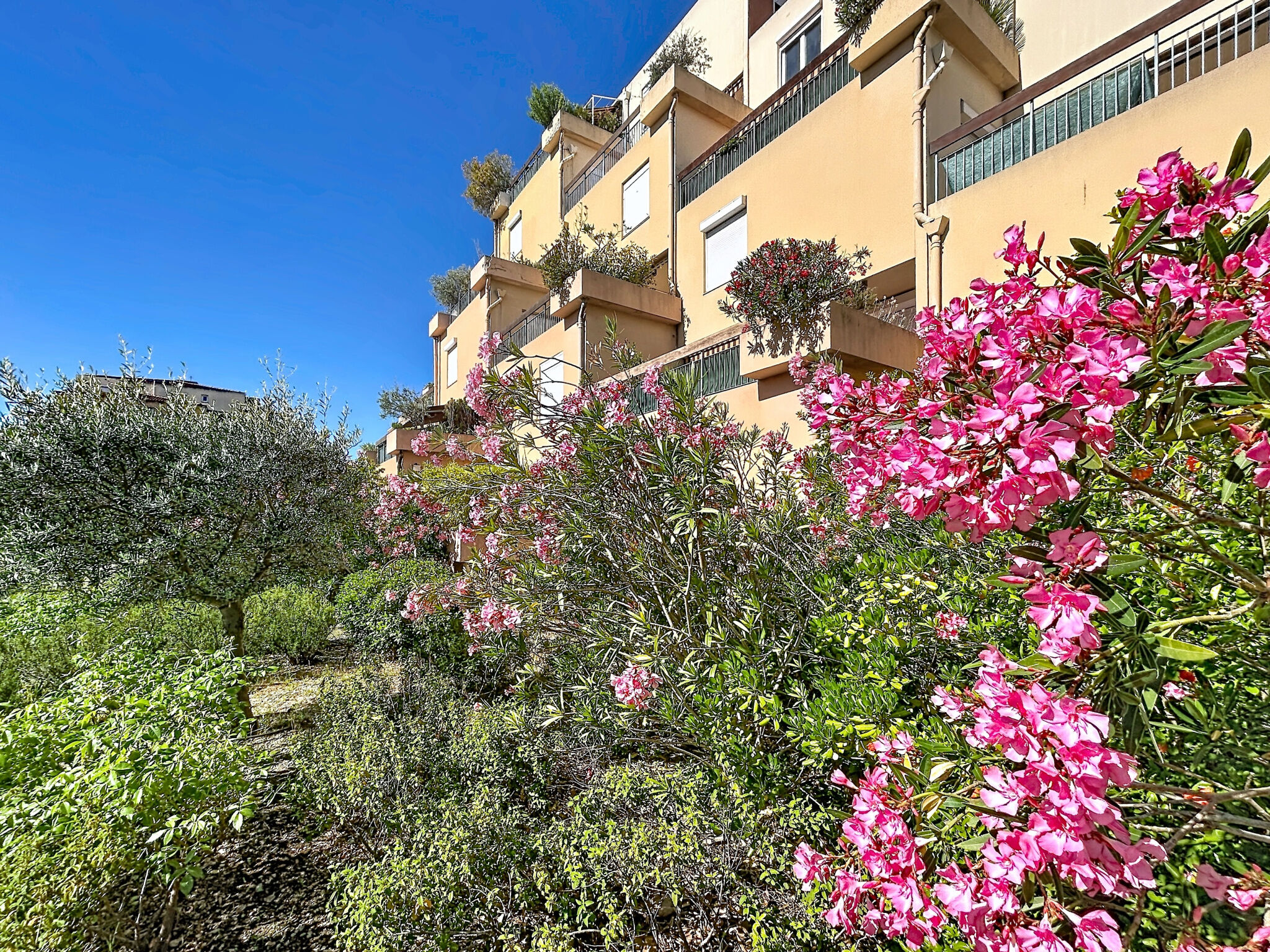 Appartement  T4 à vendre Aix-en-Provence 13090