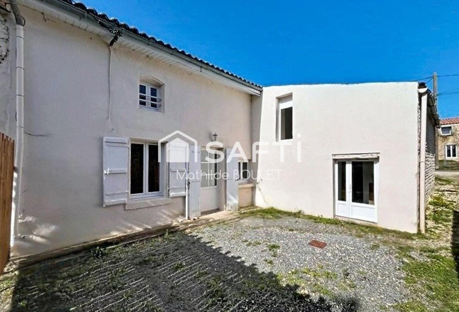 Maison rénovée avec 2 chambres et dépendances — photo 1